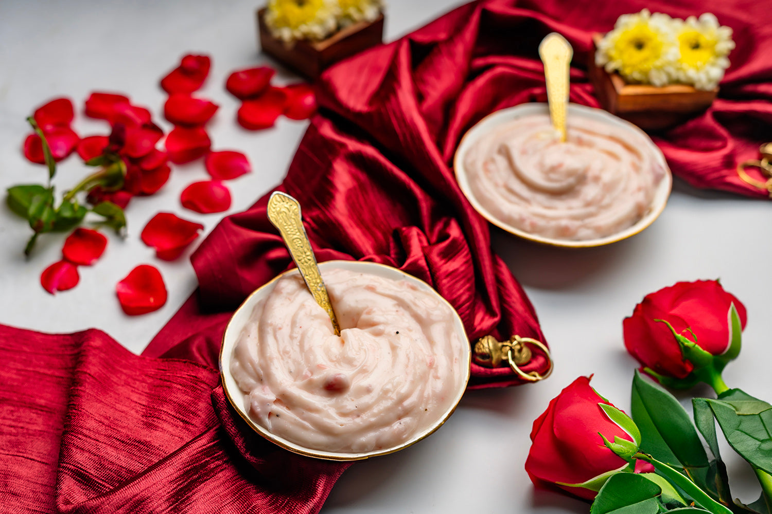 Pinto Matho Red Peru Matho – Manoj Sweets & Ice Cream